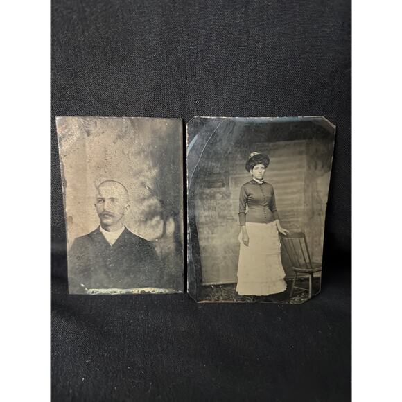 Set of two Antique Tin Type Photos Photographs - Picture 1 of 3